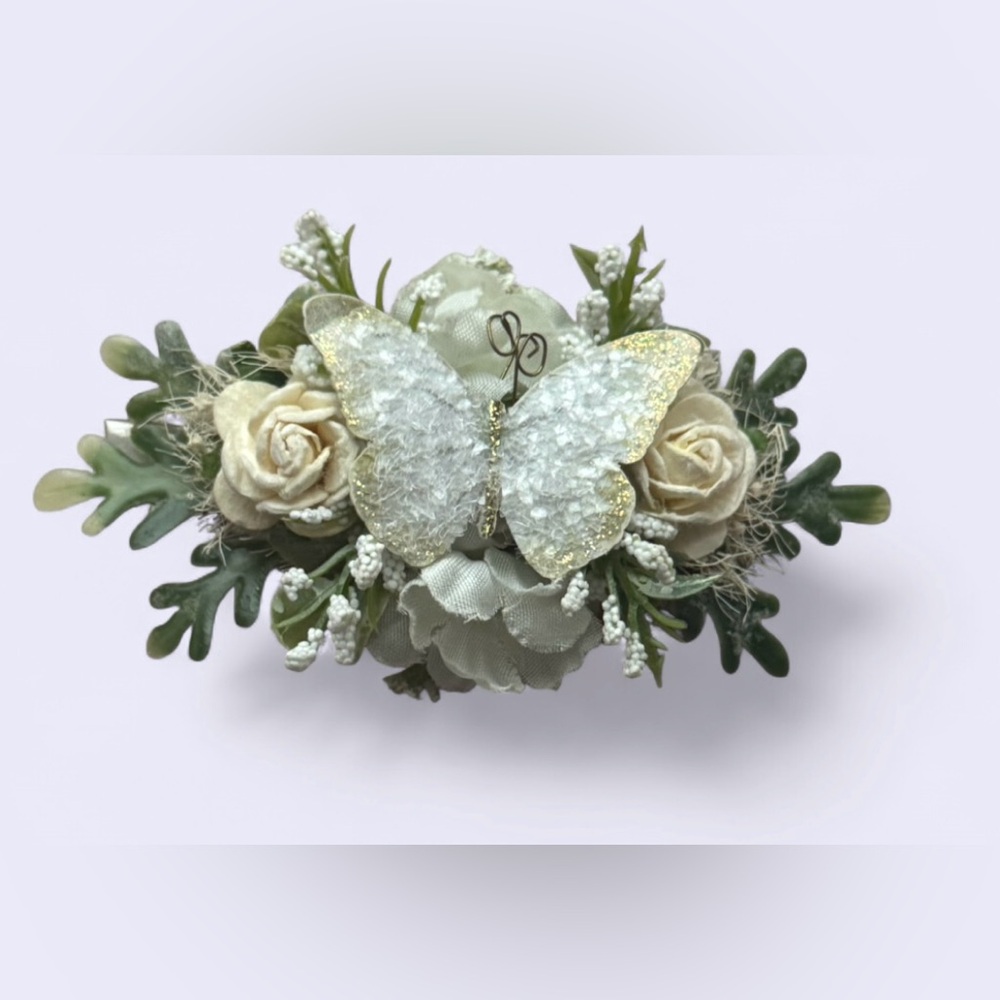 Floral Butterfly Hair Clip - Cream and Green